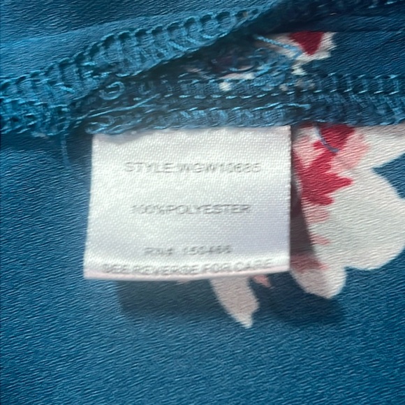 41 Hawthorn dark teal blue floral pullover blouse. Size medium - Picture 6 of 7